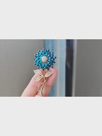 Enhance your look with this elegant sunflower crystal brooch—perfect for weddings, romantic gifts, jackets, scarves & party outfits. Vintage charm meets high‑quality sparkle